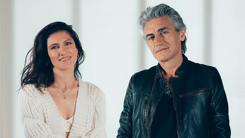 Luciano Ligabue duetta con Elisa nel brano "Volente o nolente"