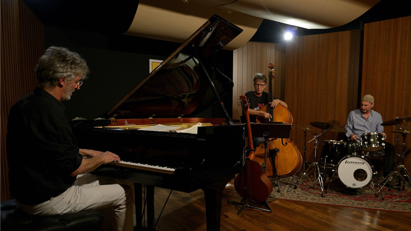 Il Giappone premia "Islands" del trio jazz Alboran Trio