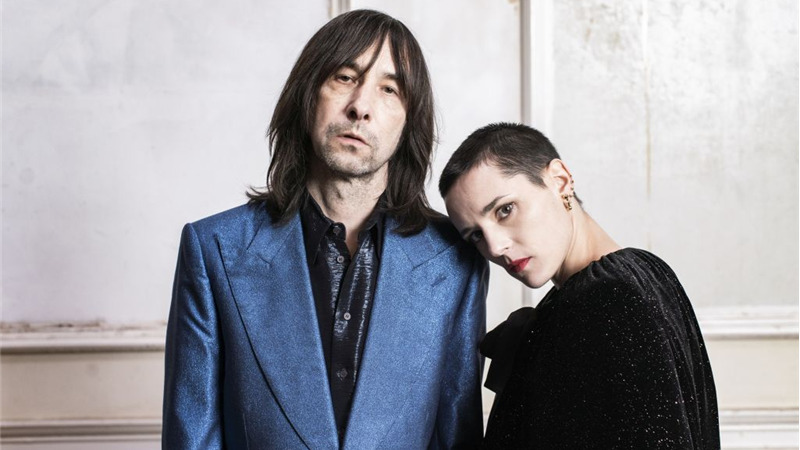 Bobby Gillespie e Jehnny Beth per la prima volta insieme in "Utopian ashes"