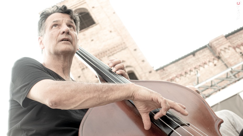 Blue Note Milano presenta "High-Key on Jazz": la mostra fotografica di Roberto Cifarelli